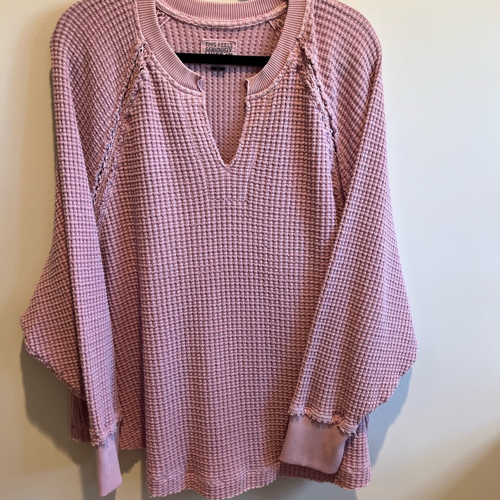 American Eagle Big Hug Notch Neck Waffle Shirt - Picture 3 of 4